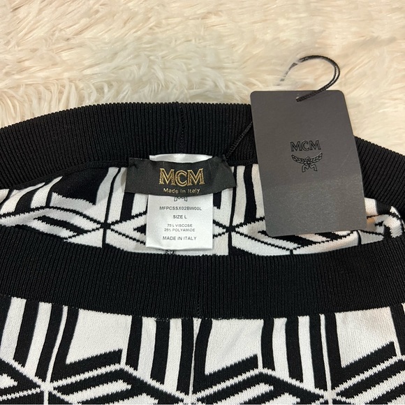 MCM Women’s Après-Ski Cubic Monogram Knit Leggings - Picture 4 of 6